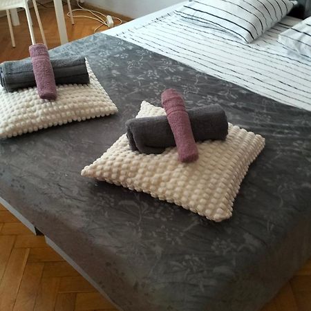 Night Host Matejki 4 Free Parking Apartment Bytom Ngoại thất bức ảnh